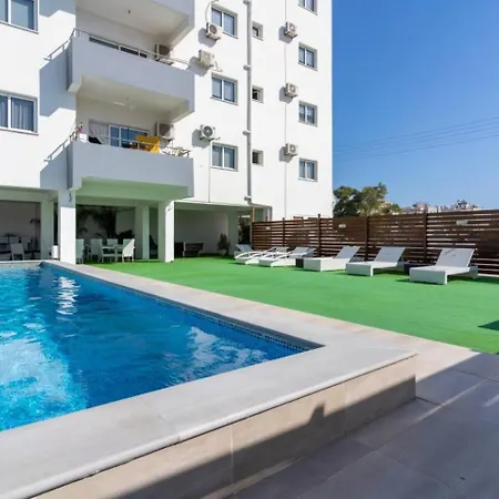 Olympus 2-bedroom * Larnaca