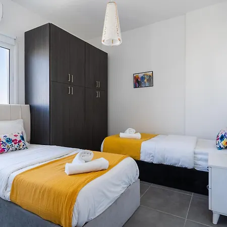 Olympus 2-bedroom Appartement *