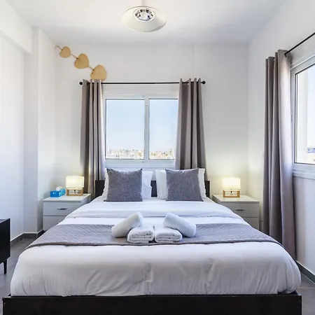 Olympus 2-bedroom * 拉纳卡