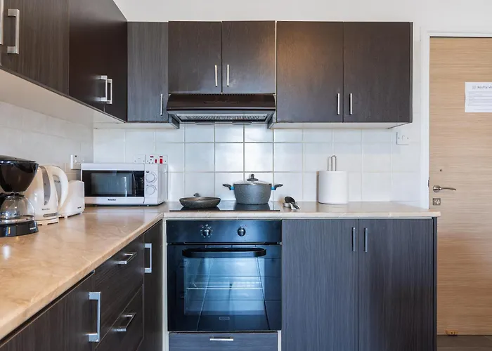 Lägenhet Olympus 2-bedroom Larnaca